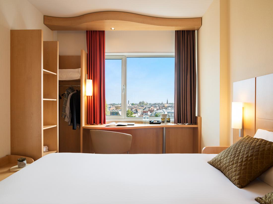 hotel leiden noord holland hotelkamer uitzicht