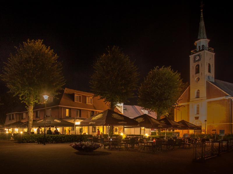 De Oringer Marke Drenthe Hotelovernachting Avond Buitenaanzicht