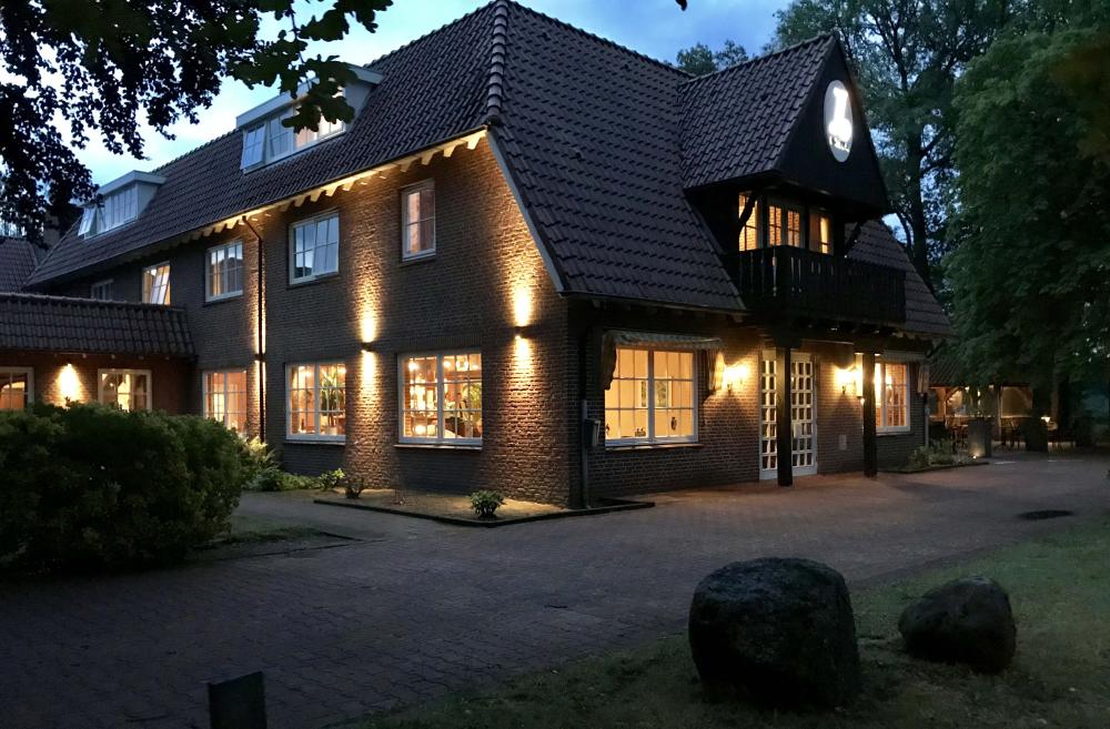 voorzijde hotel de landmarke