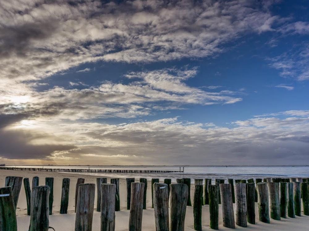 Strandhotel Westduin Hotelovernachting Zeeland Strand