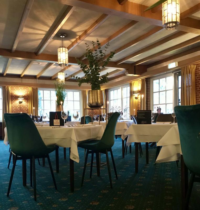 restaurant diner hotel de landmarke