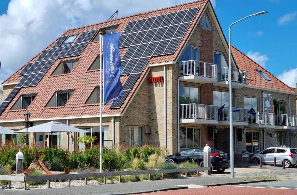 hotelaanbieding callantsoog hotel  t zwaantje