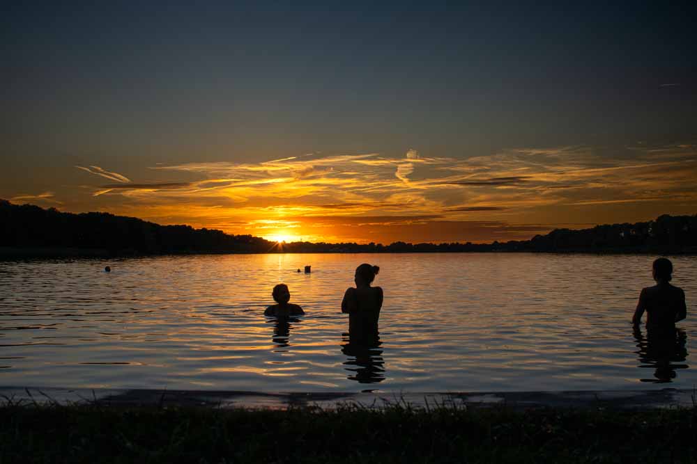 dreamstime xxl 253084172 zonsondergang Maarsseveense Plassen Utrecht