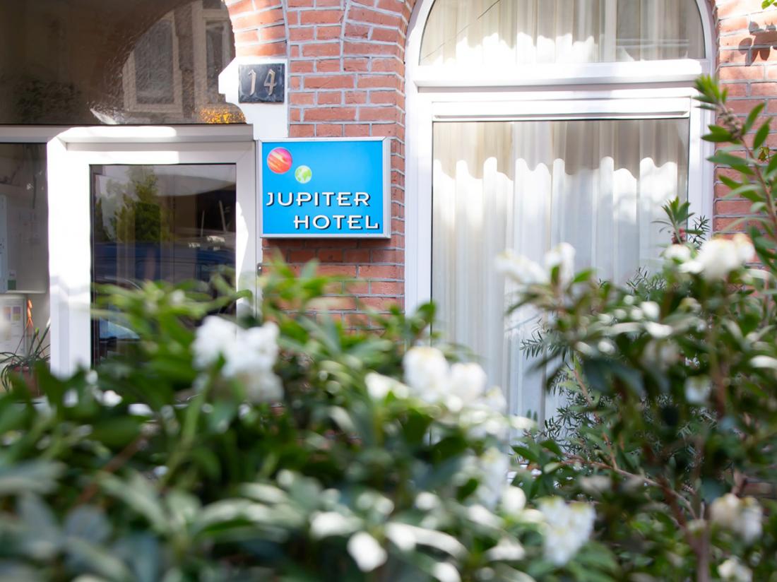 Hotel Jupiter Amsterdam Aanzicht Weekendjeweg