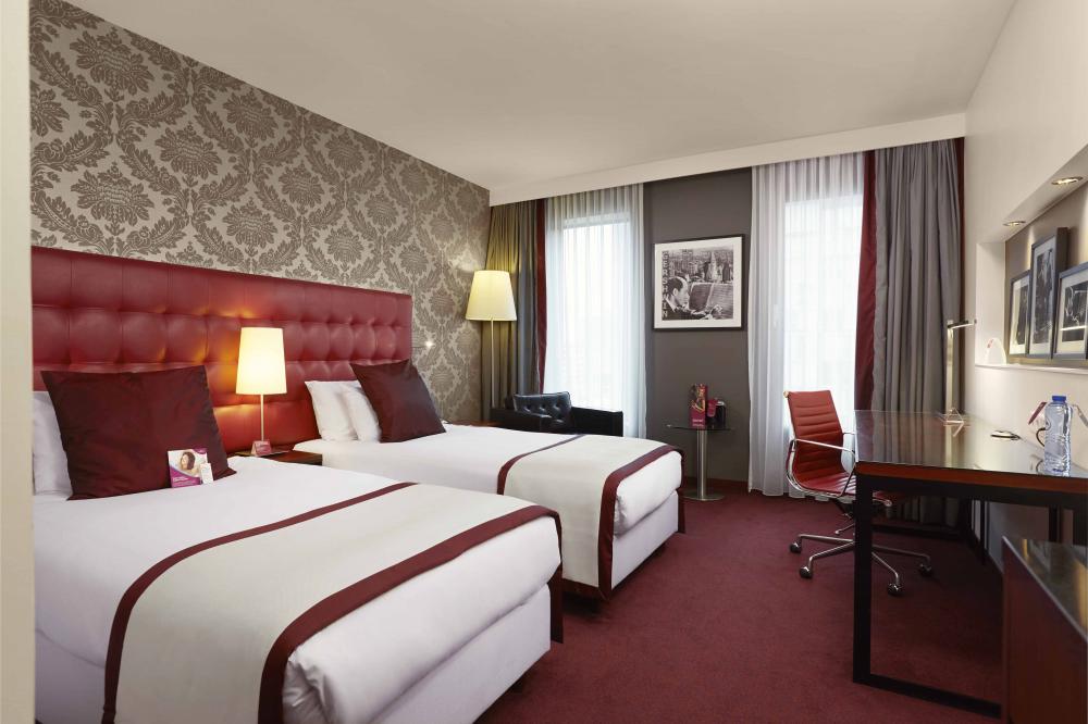CrownePlaza Amsterdam hotelaanbieding hotelkamer