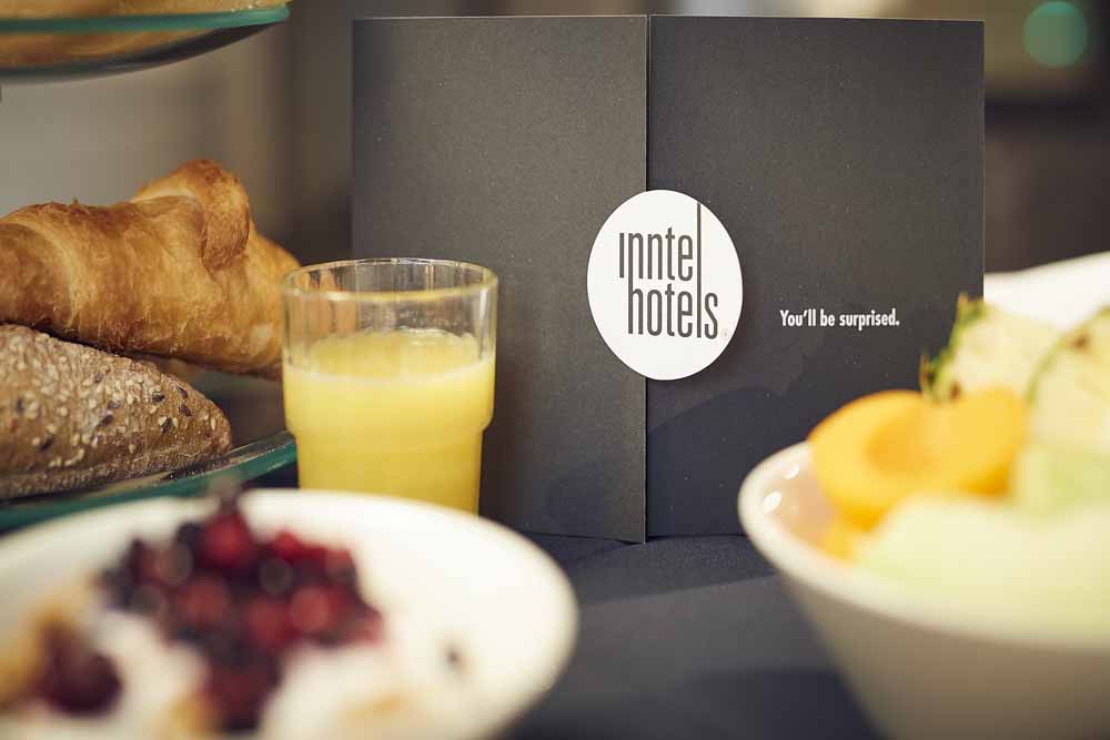 inntel hotels Amsterdam centre roomservice ontbijt detail