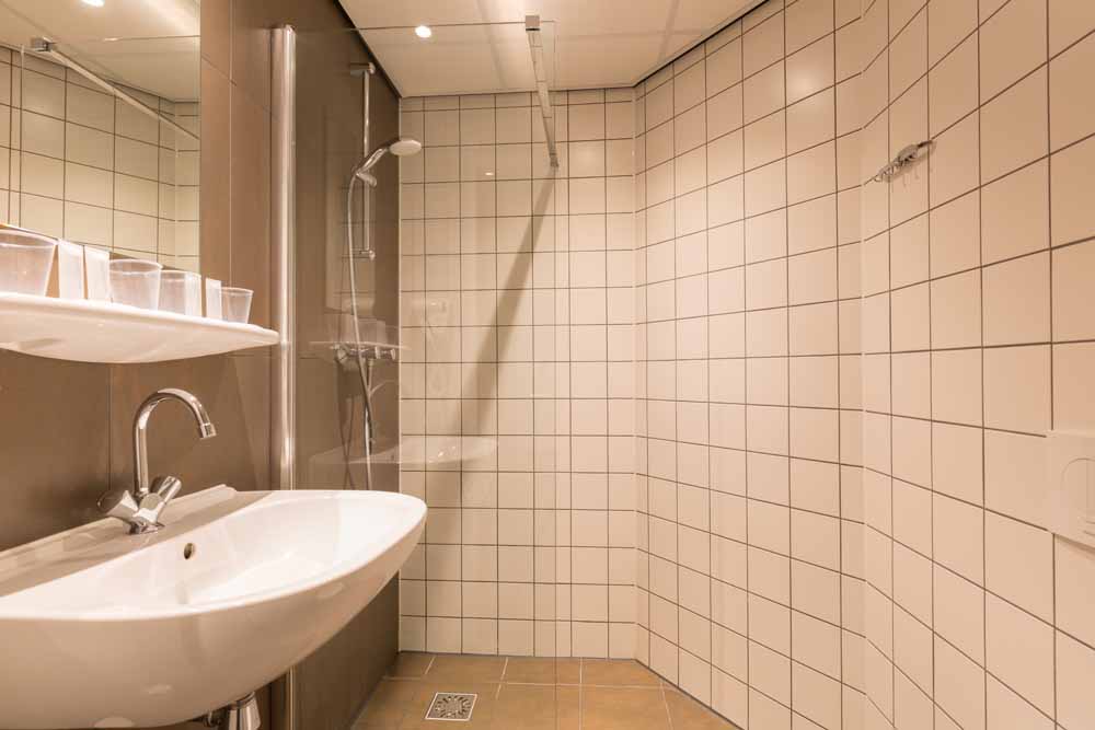 hotel aanbieding best western amsterdam badkamer