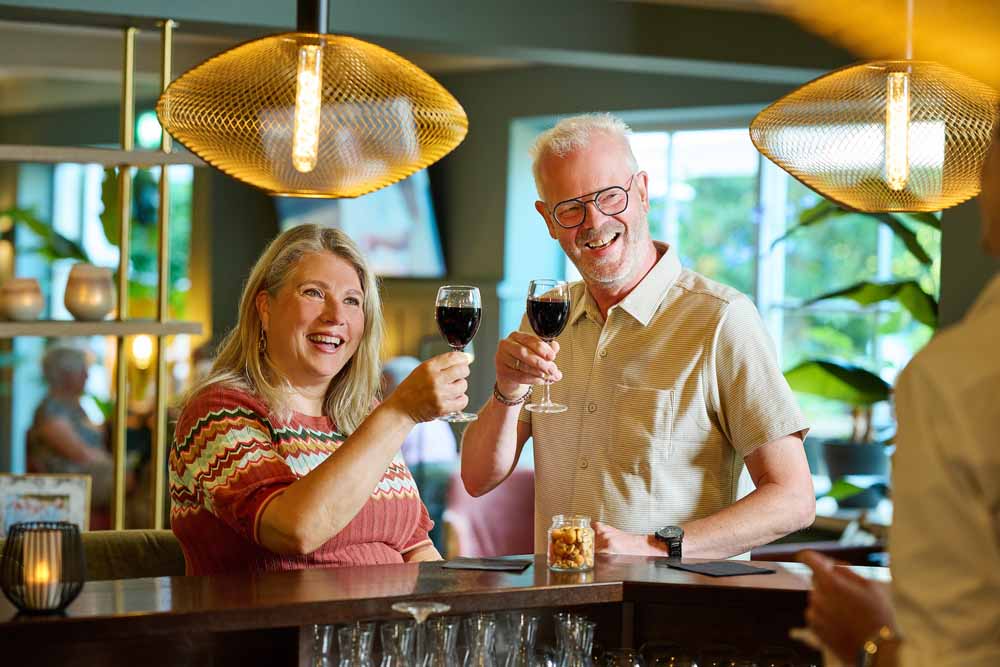 samen borrelen in overijssel hotel  t kruisselt