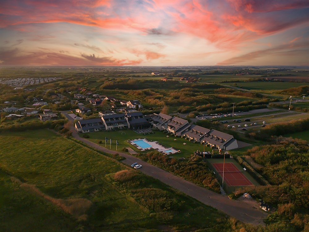 luxe hotelovernachting fletcher beachhotel zuiderduin