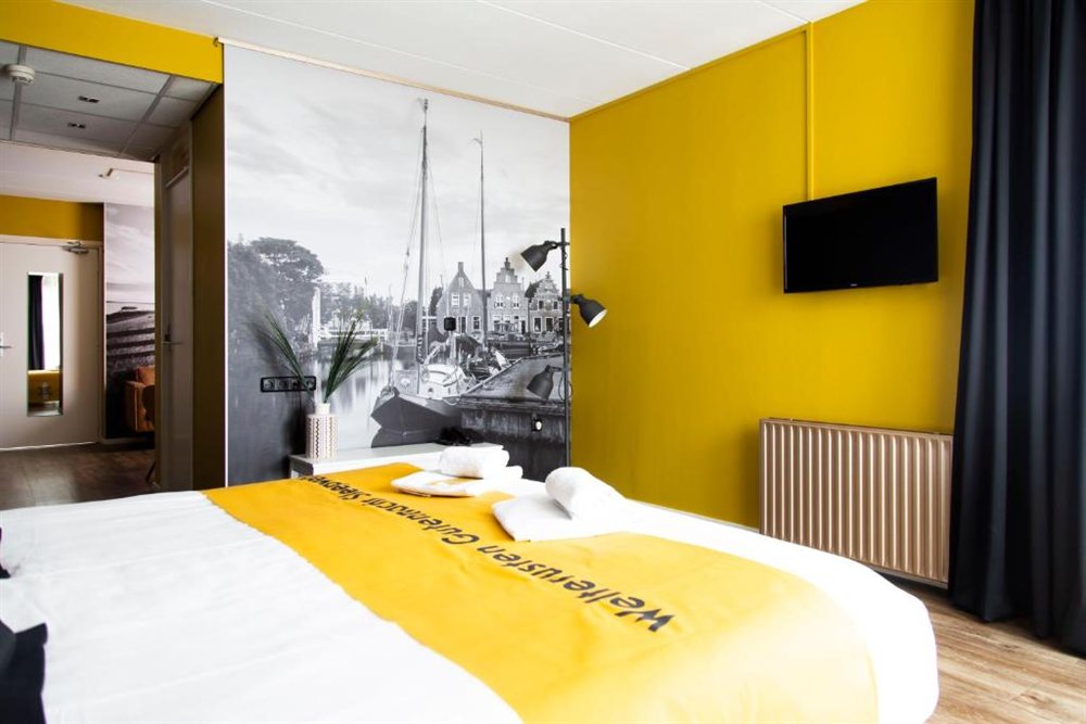 uitje nederland makkum strandhotel vigilante friesland